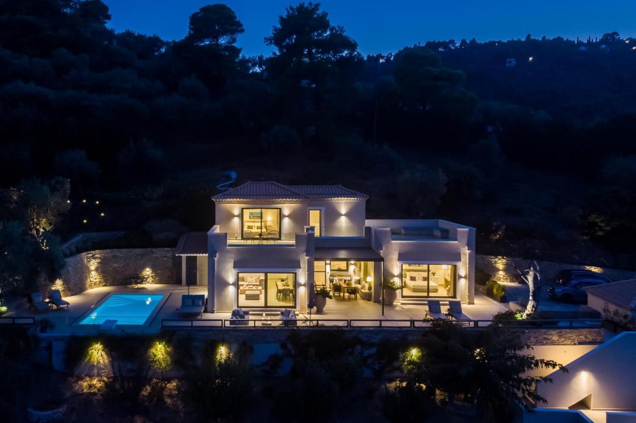 Villa Antigone Luxury Retreat 斯科派洛斯 外观 照片