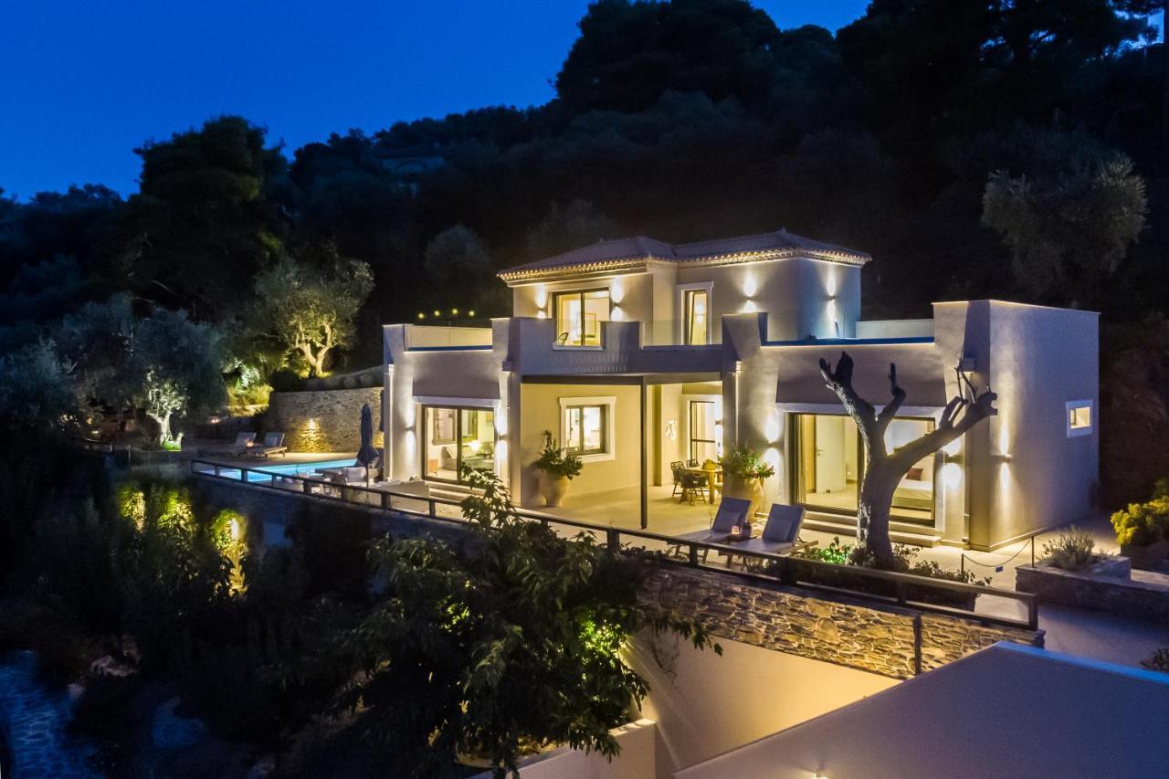 Villa Antigone Luxury Retreat 斯科派洛斯 外观 照片