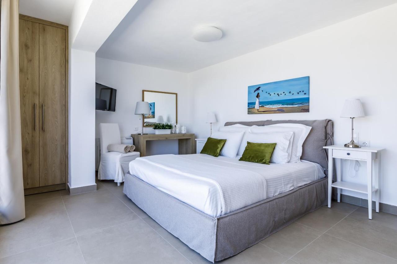 Villa Antigone Luxury Retreat 斯科派洛斯 外观 照片
